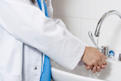 Infection prevention in a health care setting
